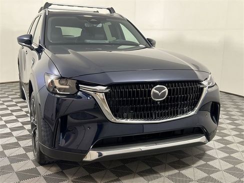 Certified 2025 MAZDA CX-90 Plug-In Hybrid w/ Premium Plus image 3