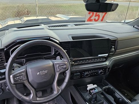 Used 2024 Chevrolet Silverado 1500 ZR2 w/ Technology Package image 11