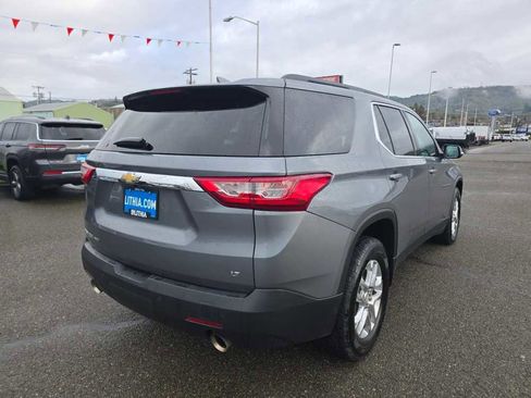 Used 2021 Chevrolet Traverse LT image 5