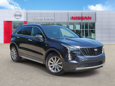 Used 2023 Cadillac XT4 Premium Luxury w/ Cold Weather Package FWD image 1