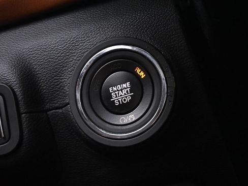 Used 2019 Maserati Ghibli S Q4 AWD/4WD image 38
