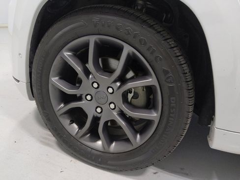 Used 2020 Jeep Grand Cherokee High Altitude AWD/4WD image 31