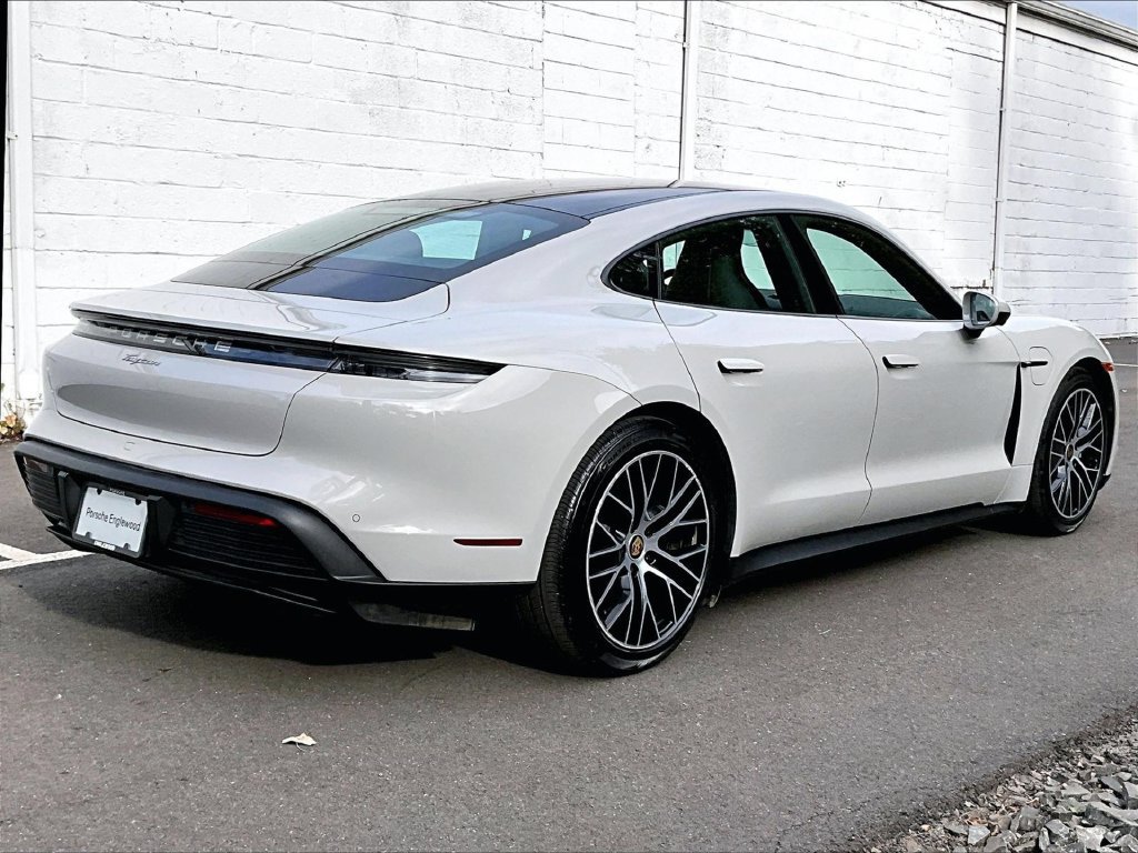 Certified 2024 Porsche Taycan RWD image 17