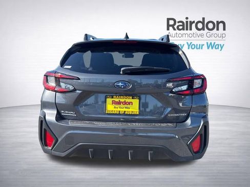 Used 2024 Subaru Crosstrek 2.0i Premium w/ Crosstrek Mirror Package AWD/4WD image 7