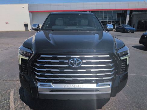 Used 2025 Toyota Tundra Capstone AWD/4WD image 8