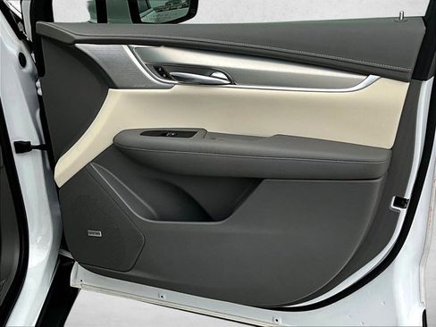 Used 2023 Cadillac XT5 Premium Luxury image 19