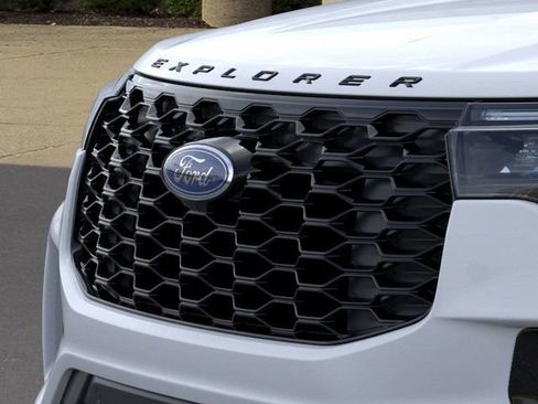 New 2026 Ford Explorer ST-Line image 17