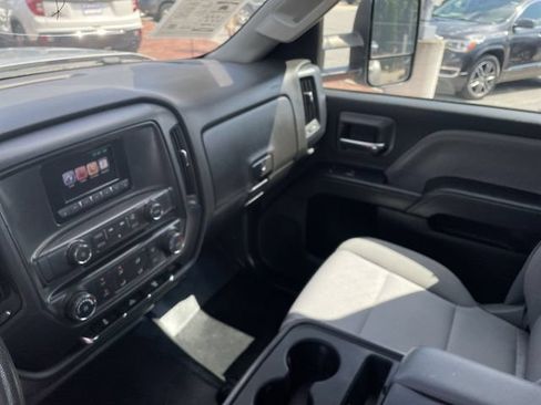 Used 2015 Chevrolet Silverado 3500 W/T RWD image 12