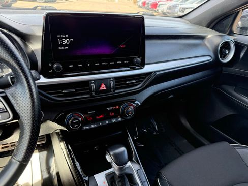 Used 2023 Kia Forte GT-Line w/ GT-Line Technology Package image 21