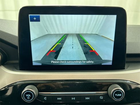 Used 2022 Ford Escape SEL image 16