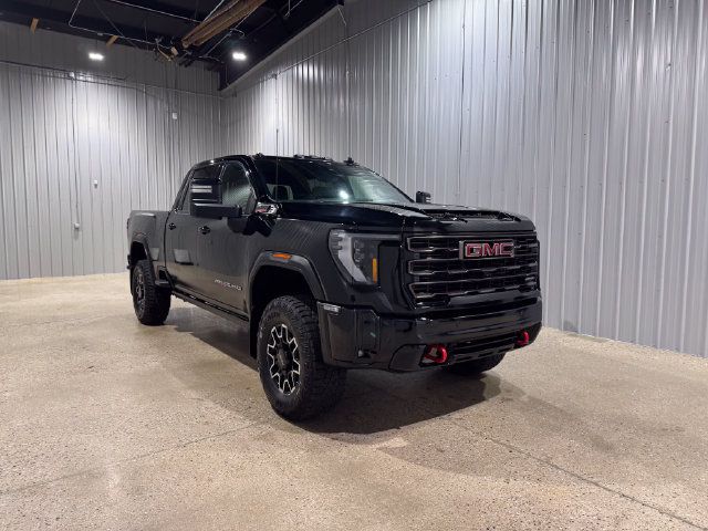 Used 2025 GMC Sierra 2500 AT4X AWD/4WD image 4