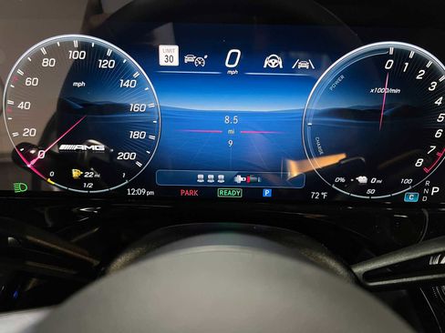 New 2026 Mercedes-Benz E 53 AMG e 4MATIC Sedan image 31