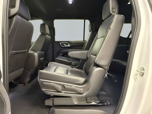 Used 2023 Chevrolet Suburban Premier AWD/4WD image 13