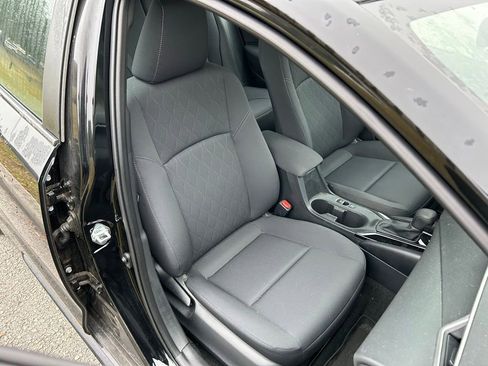 Used 2023 Toyota Corolla LE image 15