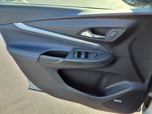 Used 2023 Chevrolet Bolt EUV Premier w/ Sun & Sound Package image 21