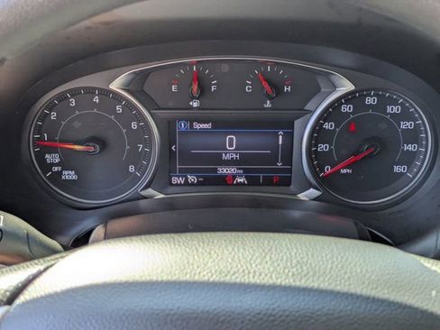 Used 2024 GMC Terrain SLE image 23