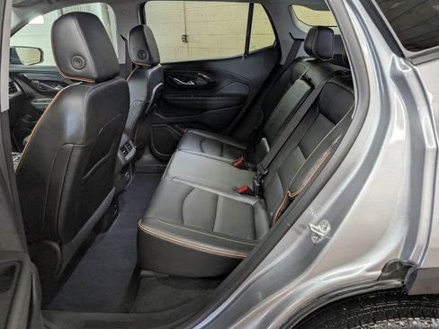 Used 2024 GMC Terrain AT4 w/ Tech Package AWD/4WD image 7