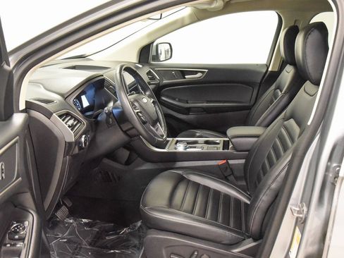 Used 2024 Ford Edge SEL image 2