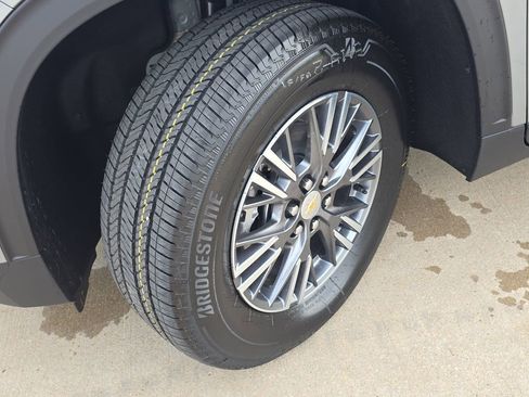 New 2026 Chevrolet Traverse LT FWD image 32