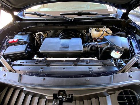 Used 2023 GMC Yukon XL Denali w/ Denali Reserve Package image 24