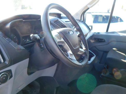 Used 2018 Ford Transit 150 XLT image 18