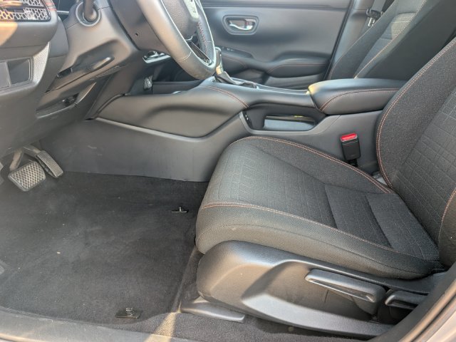 Used 2024 Honda HR-V Sport image 9