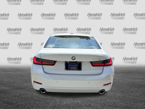 New 2026 BMW 330i Sedan w/ Premium Package RWD image 9