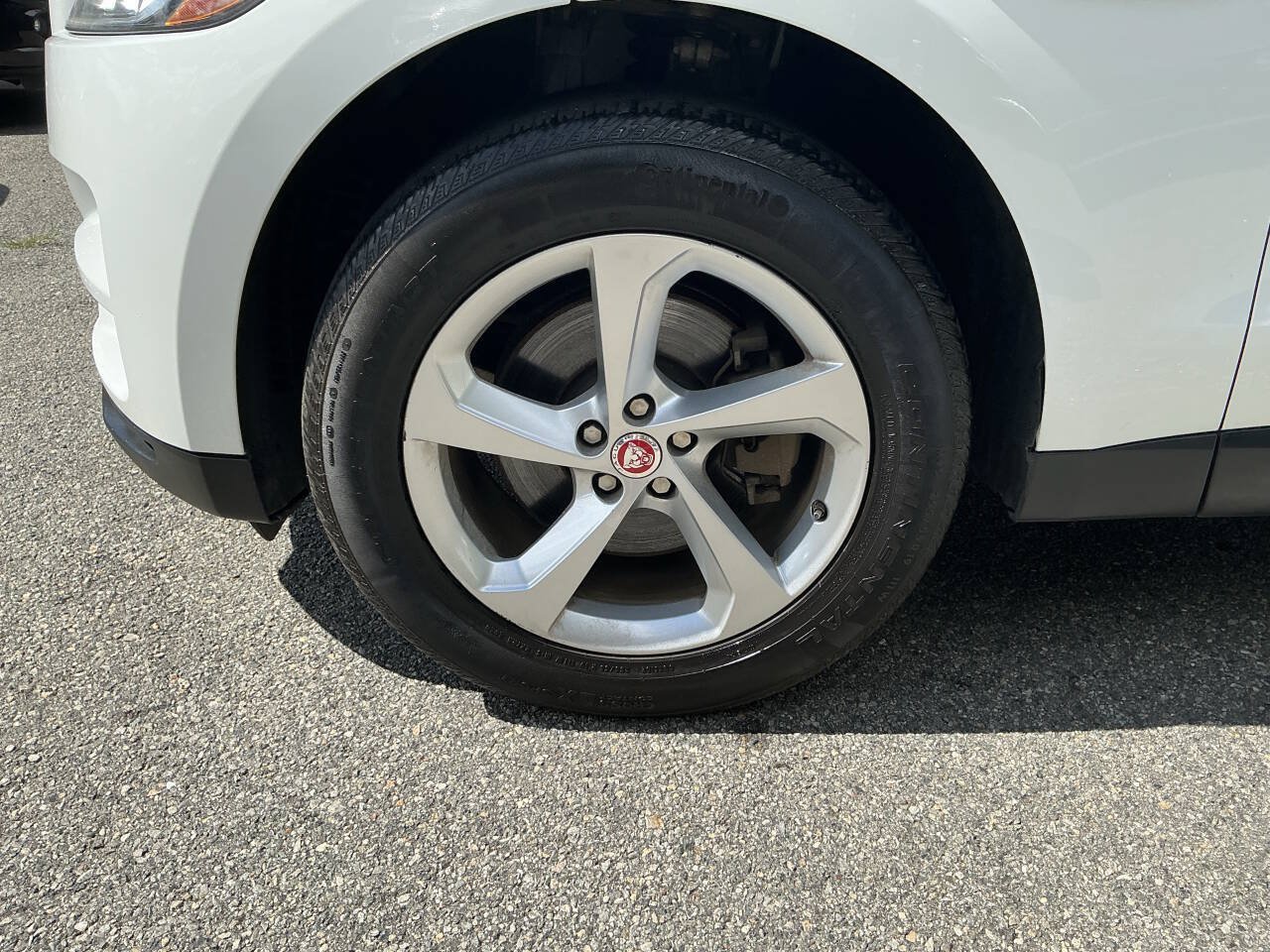 Used 2018 Jaguar F-PACE Premium AWD/4WD image 12