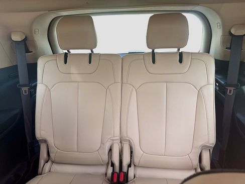 Used 2021 Jeep Grand Cherokee L Limited RWD image 17