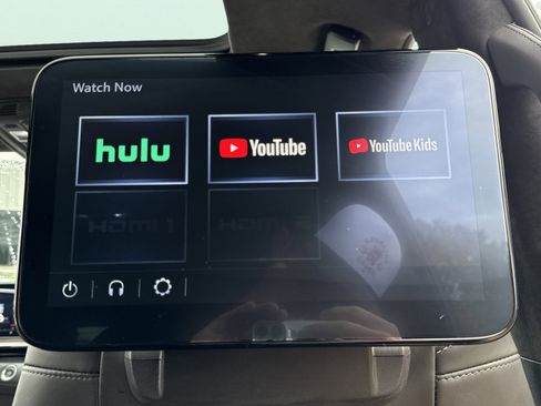 Used 2022 Cadillac Escalade ESV Premium Luxury Platinum w/ Heavy-Duty Trailer Package image 40