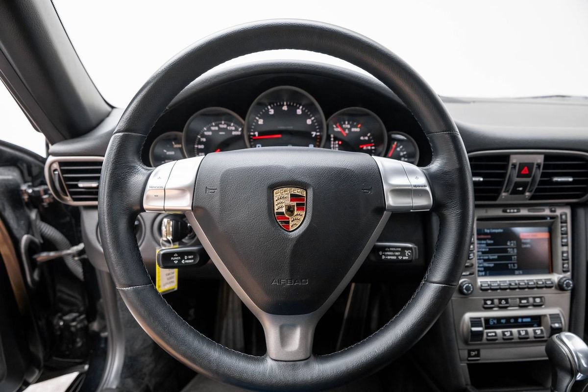 Used 2005 Porsche 911 Carrera RWD image 21