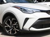 Used 2021 Toyota C-HR XLE image 2