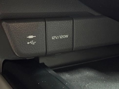 Used 2019 Toyota Camry LE FWD image 19