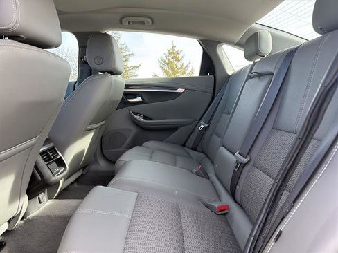 Used 2019 Chevrolet Impala LT w/ LT Convenience Package image 22