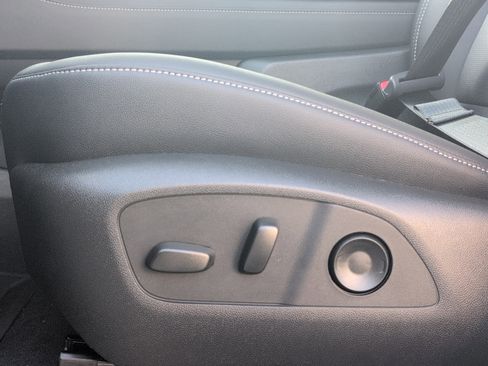 New 2026 Chevrolet Traverse LT w/ LPO, Floor Liner Package image 10