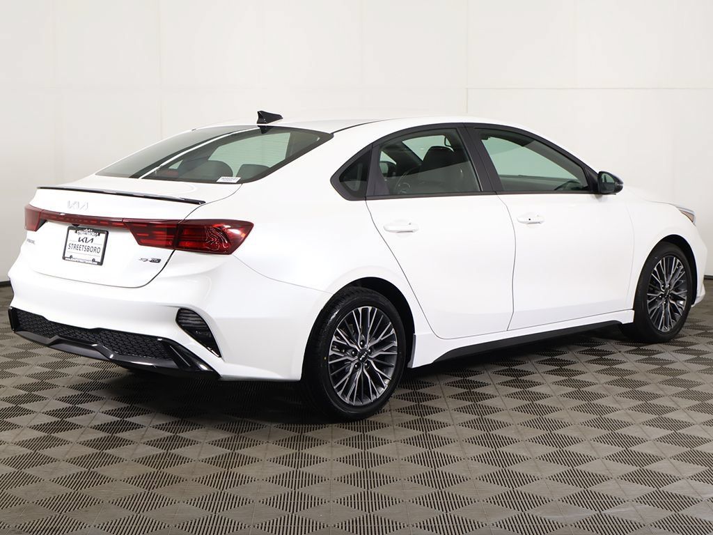 Used 2024 Kia Forte GT-Line FWD image 9