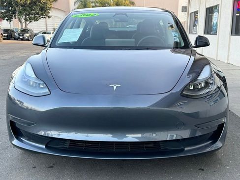 Used 2023 Tesla Model 3 Standard Range image 10