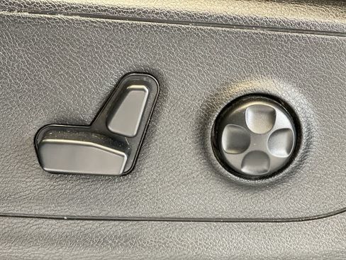 Used 2021 RAM 1500 Big Horn AWD/4WD image 15