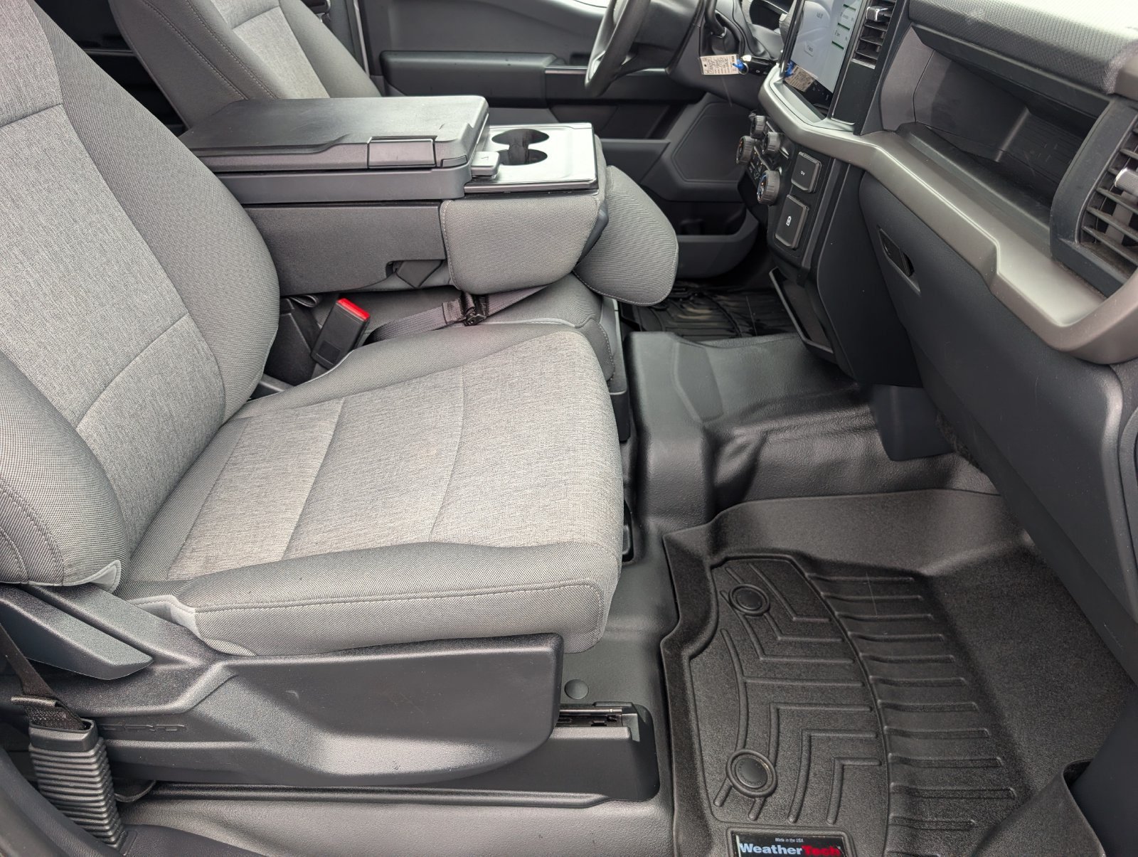 Used 2024 Ford F150 XL w/ Equipment Group 103A High AWD/4WD image 27