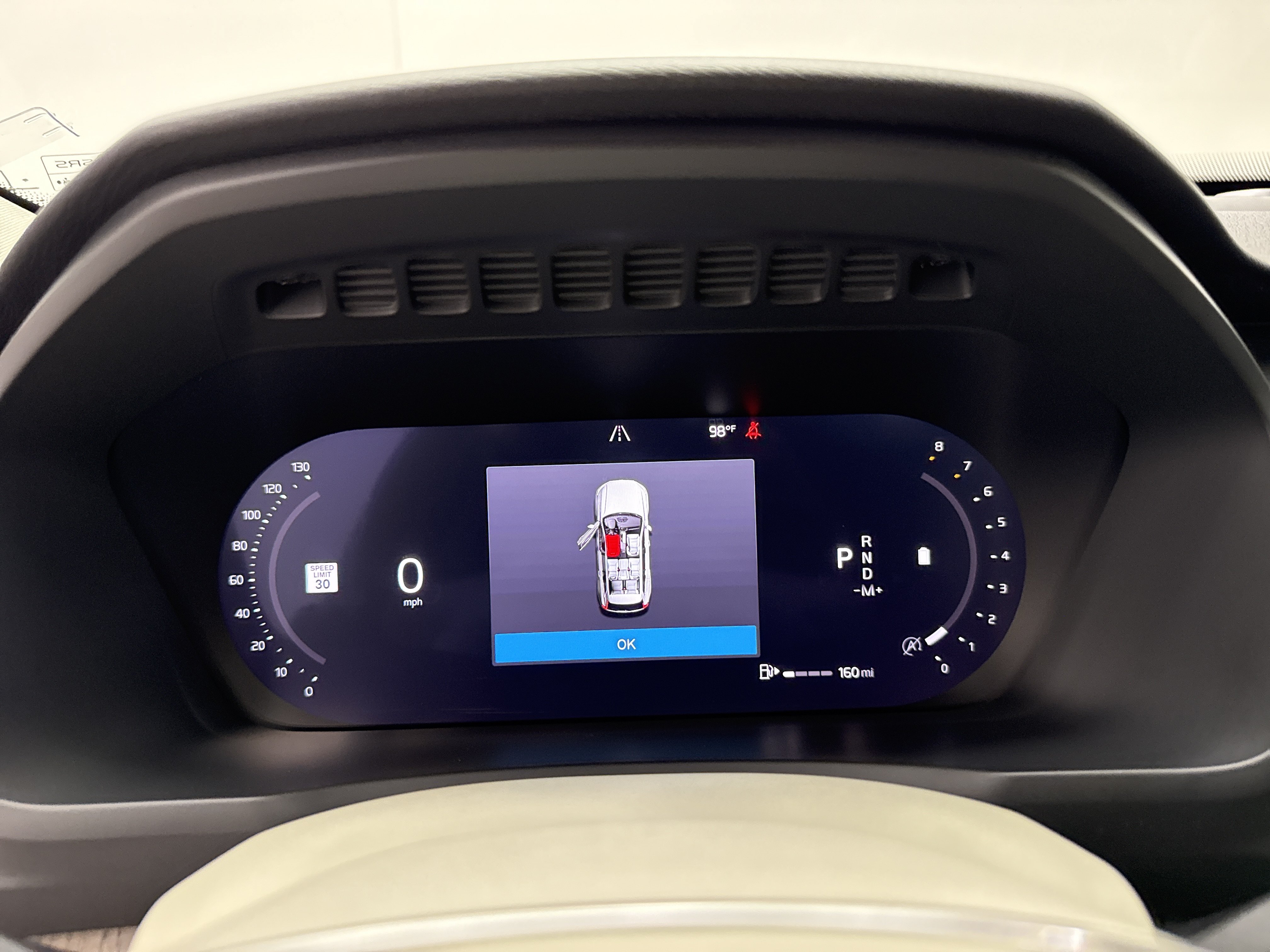 Certified 2024 Volvo XC90 B6 Plus w/ Protection Package Premier AWD/4WD image 17