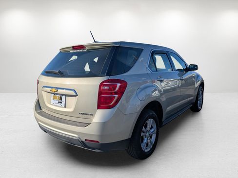 Used 2016 Chevrolet Equinox LS image 5
