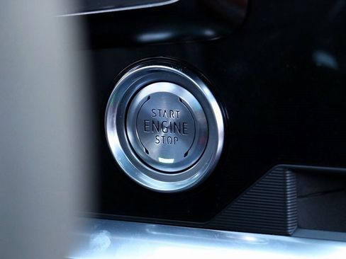 Used 2024 Chevrolet Corvette Stingray Preferred Cpe w/ 2LT image 12