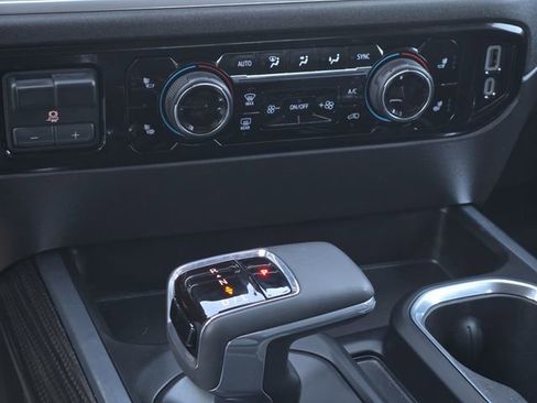 Used 2025 Chevrolet Silverado 1500 LT Trail Boss w/ Convenience Package II image 21