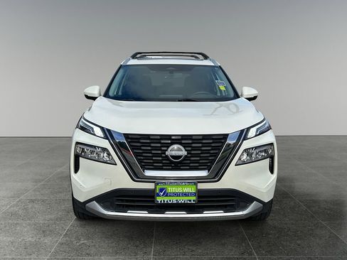 Used 2023 Nissan Rogue Platinum w/ Platinum Premium Package image 2