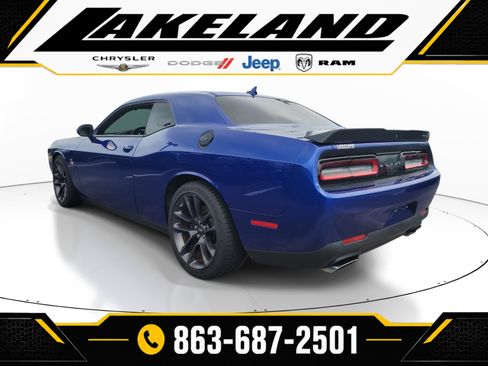 Used 2022 Dodge Challenger R/T Scat Pack w/ Driver Convenience Group RWD image 6