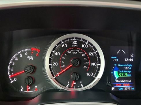 Used 2022 Toyota Corolla SE image 26