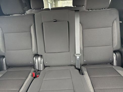 Used 2022 GMC Yukon SLE image 15