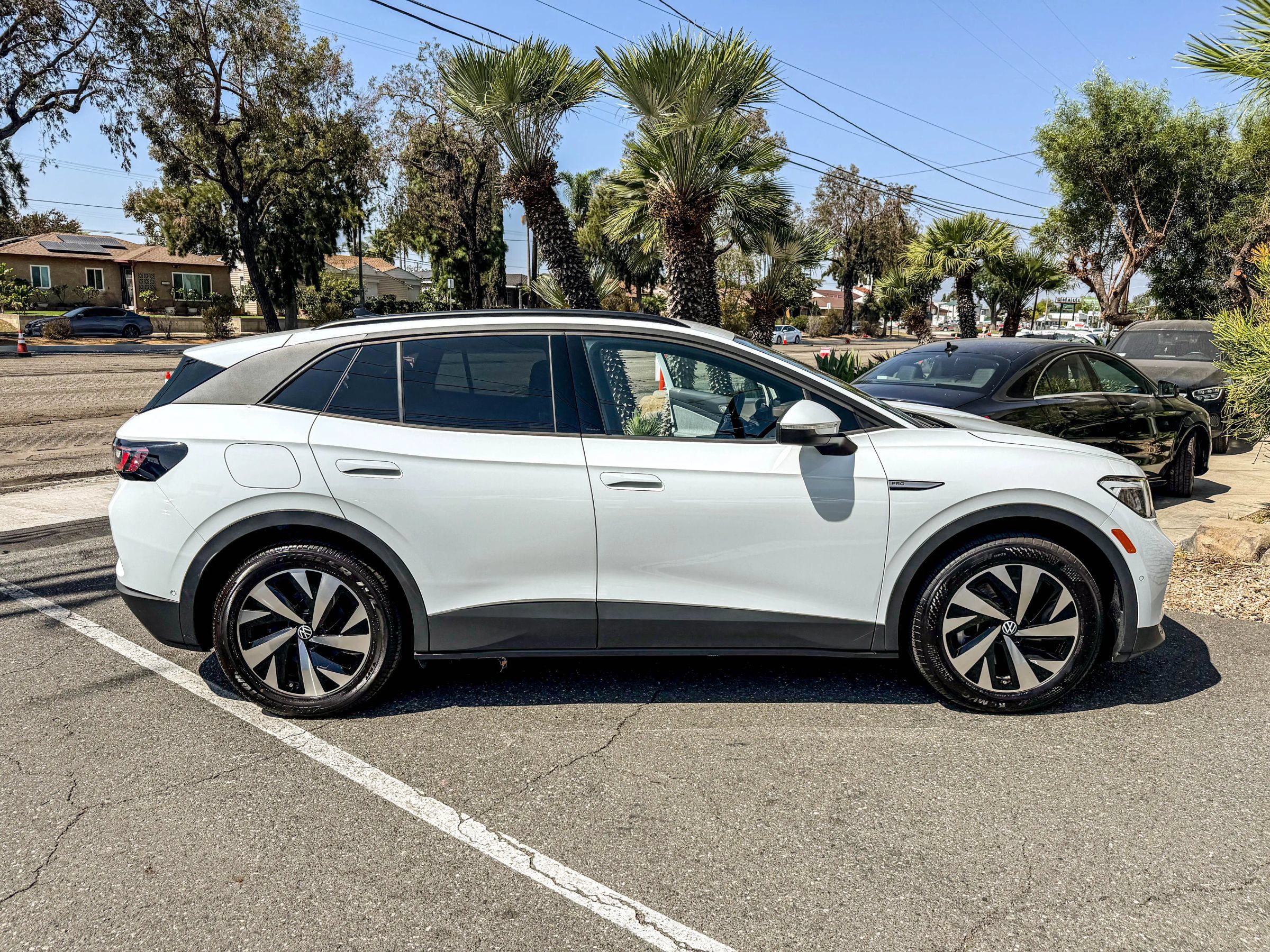 Used 2023 Volkswagen ID.4 Pro RWD image 16