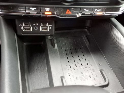 Used 2025 Dodge Durango R/T AWD/4WD image 13