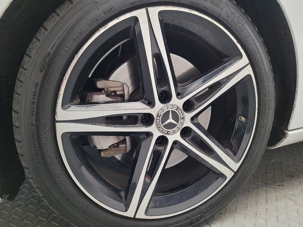 Used 2019 Mercedes-Benz A 220 4MATIC w/ Premium Package image 31